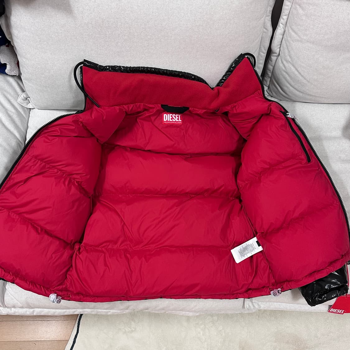 디젤 쥬피트 패딩 남성 새제품 48사이즈 정가 87만 상품이미지4
