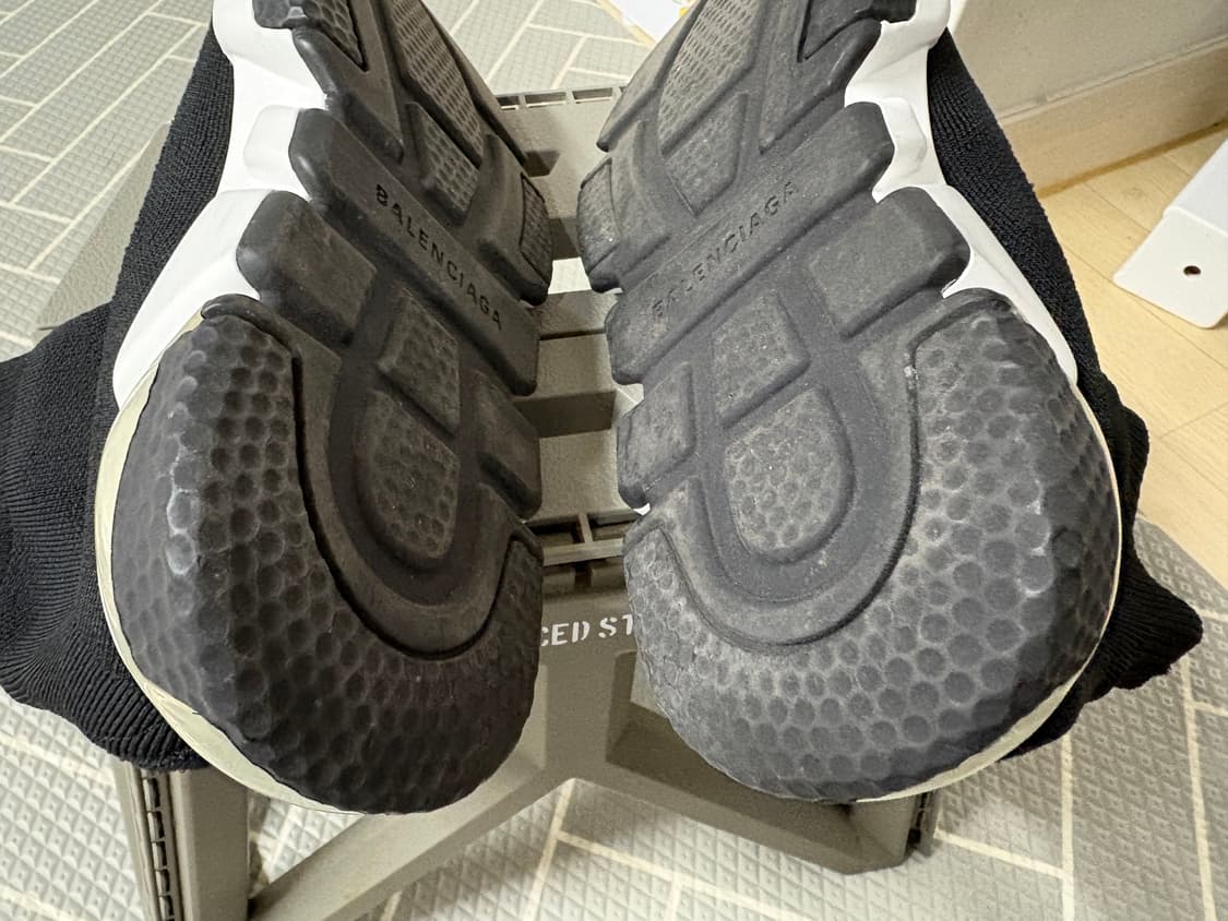 발렌시아가 스피드러너 블랙 38 상품이미지5