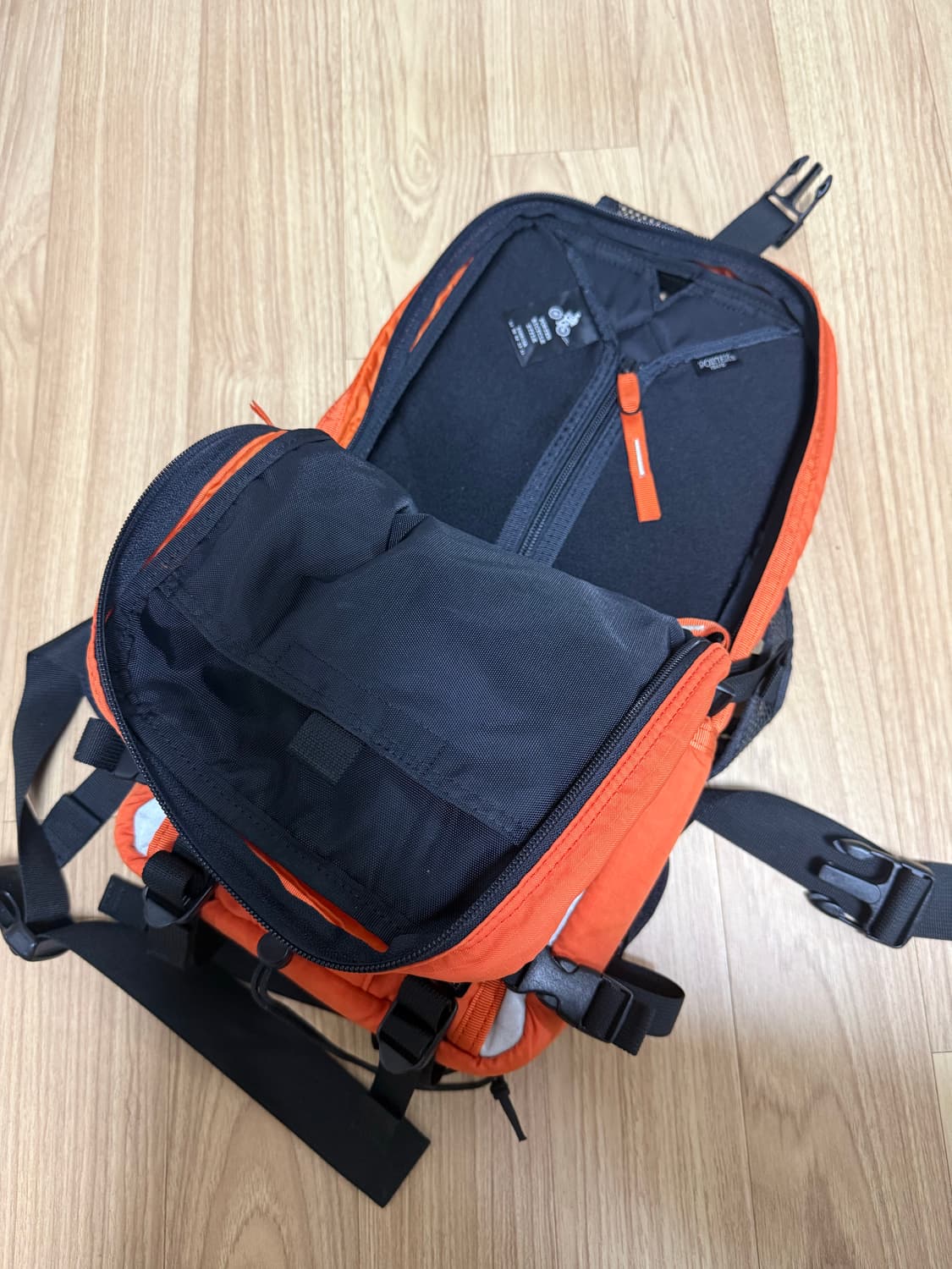 포터 바이시클 백팩 오렌지색상 상품이미지3