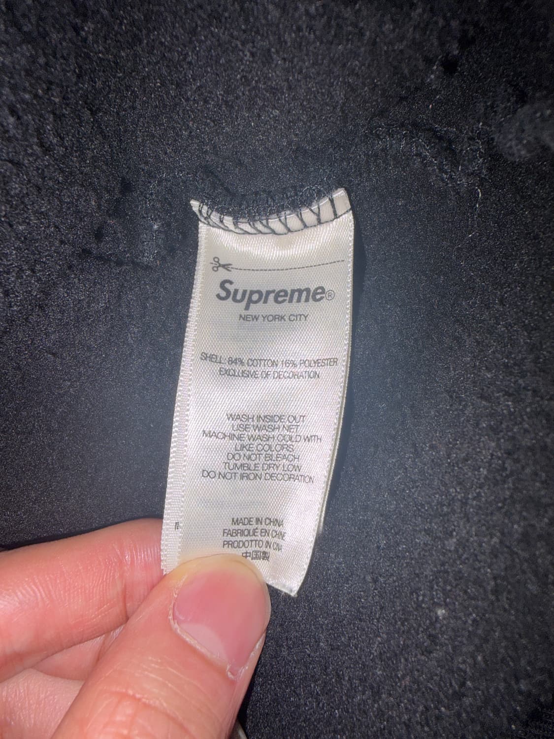 슈프림 FW25SW44-BLACK 후드티 상품이미지3