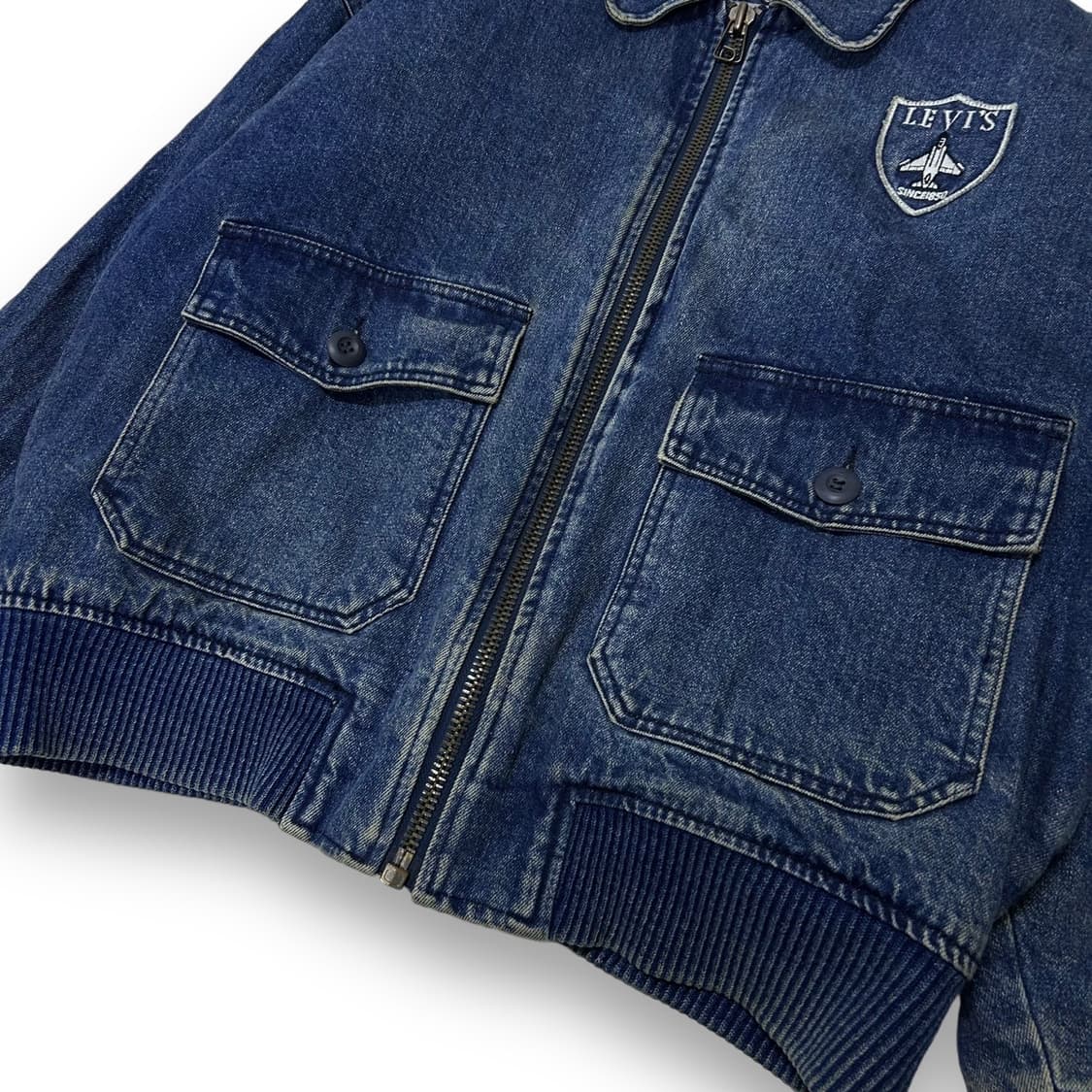 Levi’s A-2 Flight Denim Jacket 상품이미지3