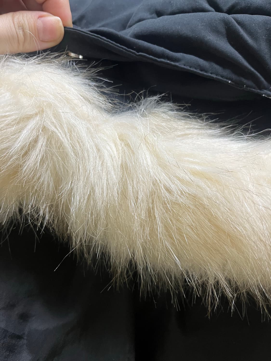 아디다스 퍼 숏패딩 상품이미지3