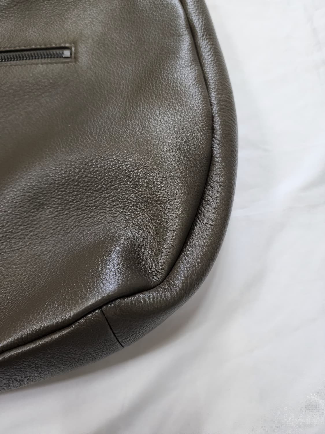 베라왕 샹스 빅백 소가죽 숄더백 카키 상품이미지5