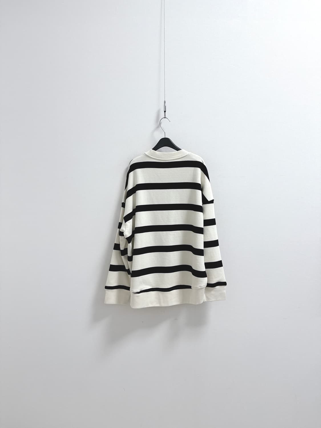 아르켓 스트라이프 기모 스웻셔츠  상품이미지8