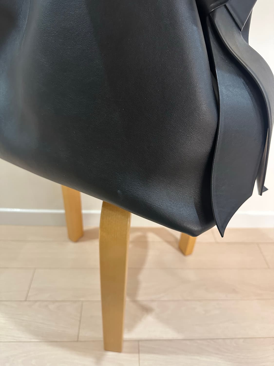 아크네 무수비 라지 L 상품이미지5