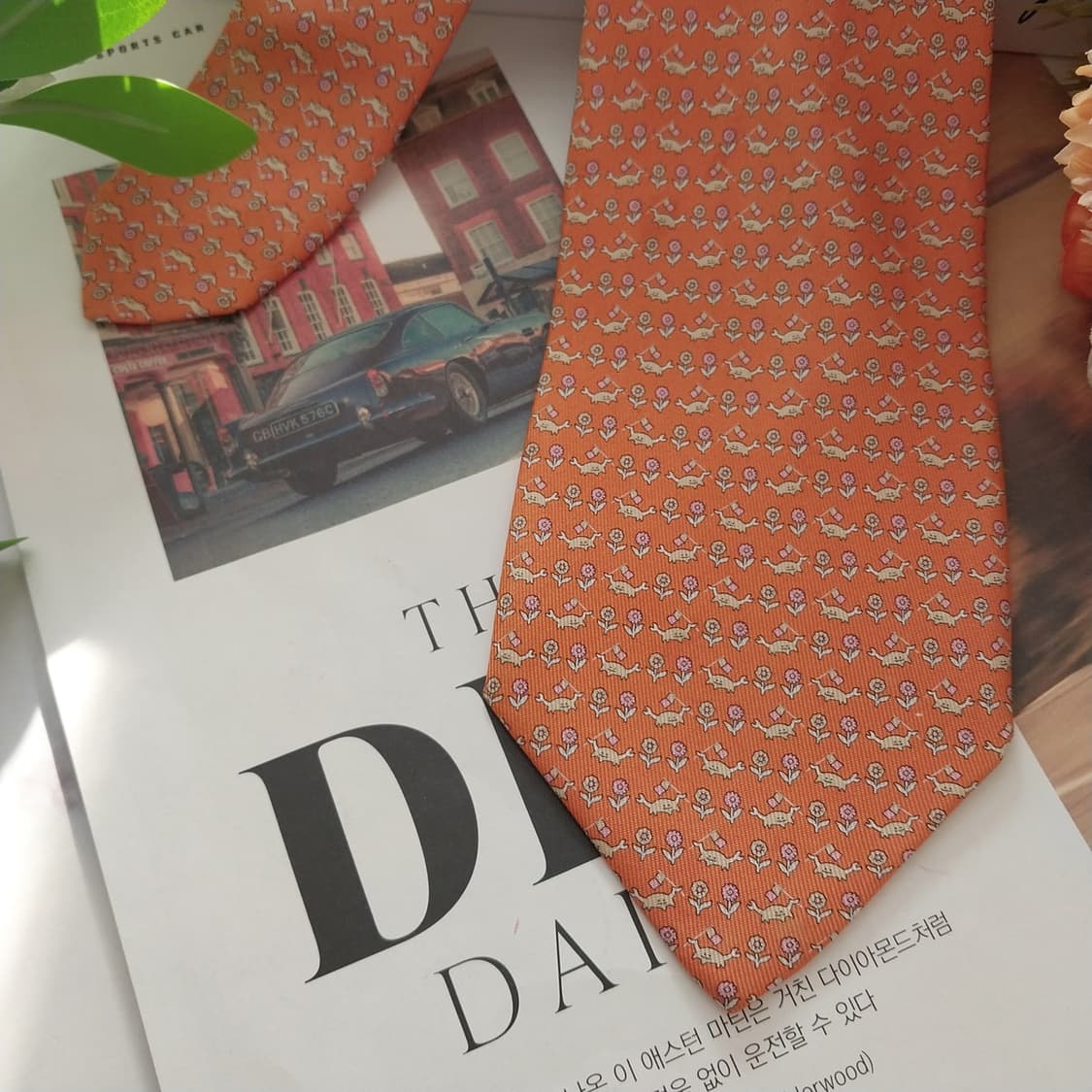 페라가모 실크 오렌지 플라워&크랩 넥타이 8.1cm A등급 K1505
 상품이미지2