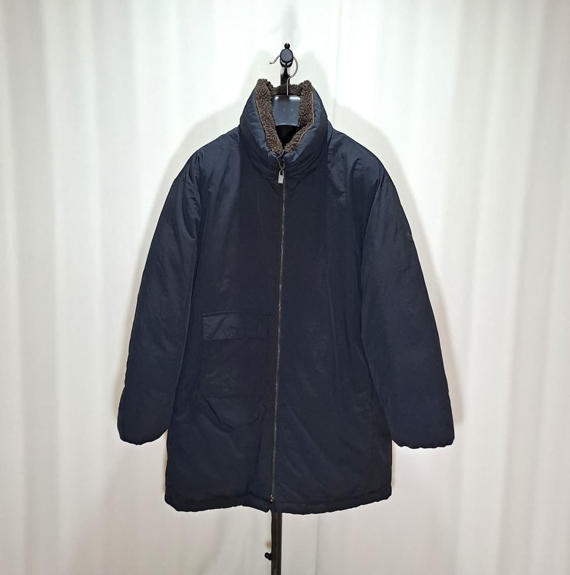 (택포) 22FW 커스텀멜로우 새드스마일 필드 다운 L B4 상품이미지1