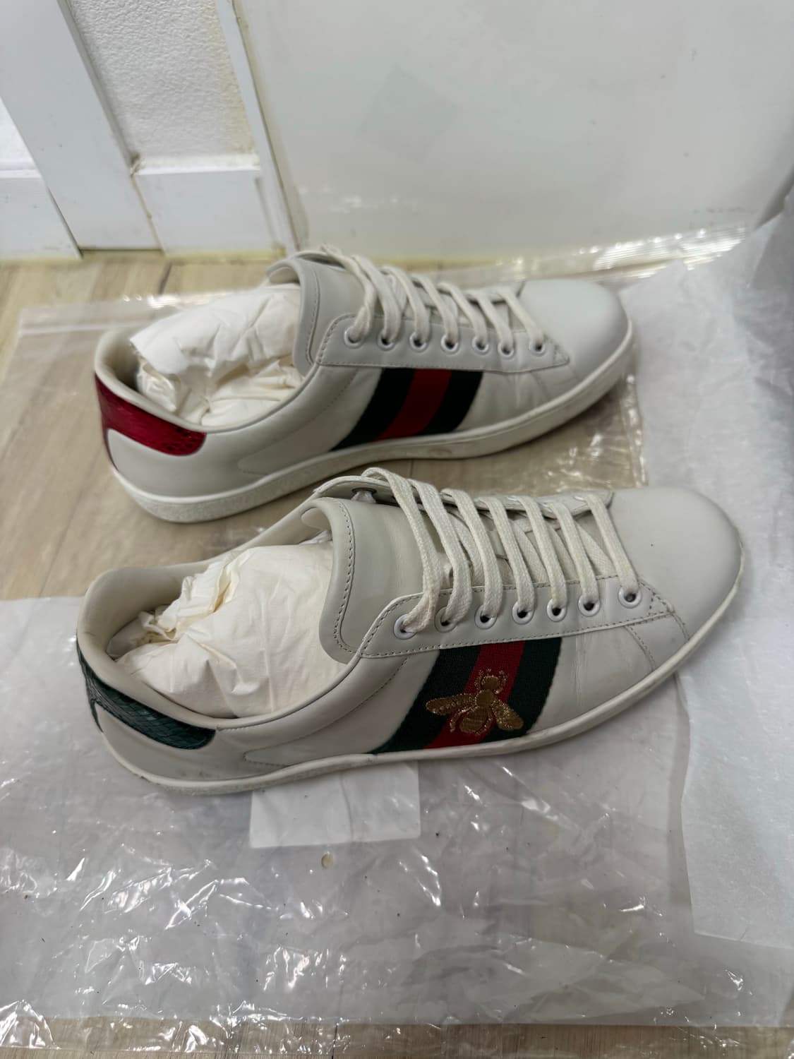 구찌 벌꿀 자수 스니커즈 상품이미지3