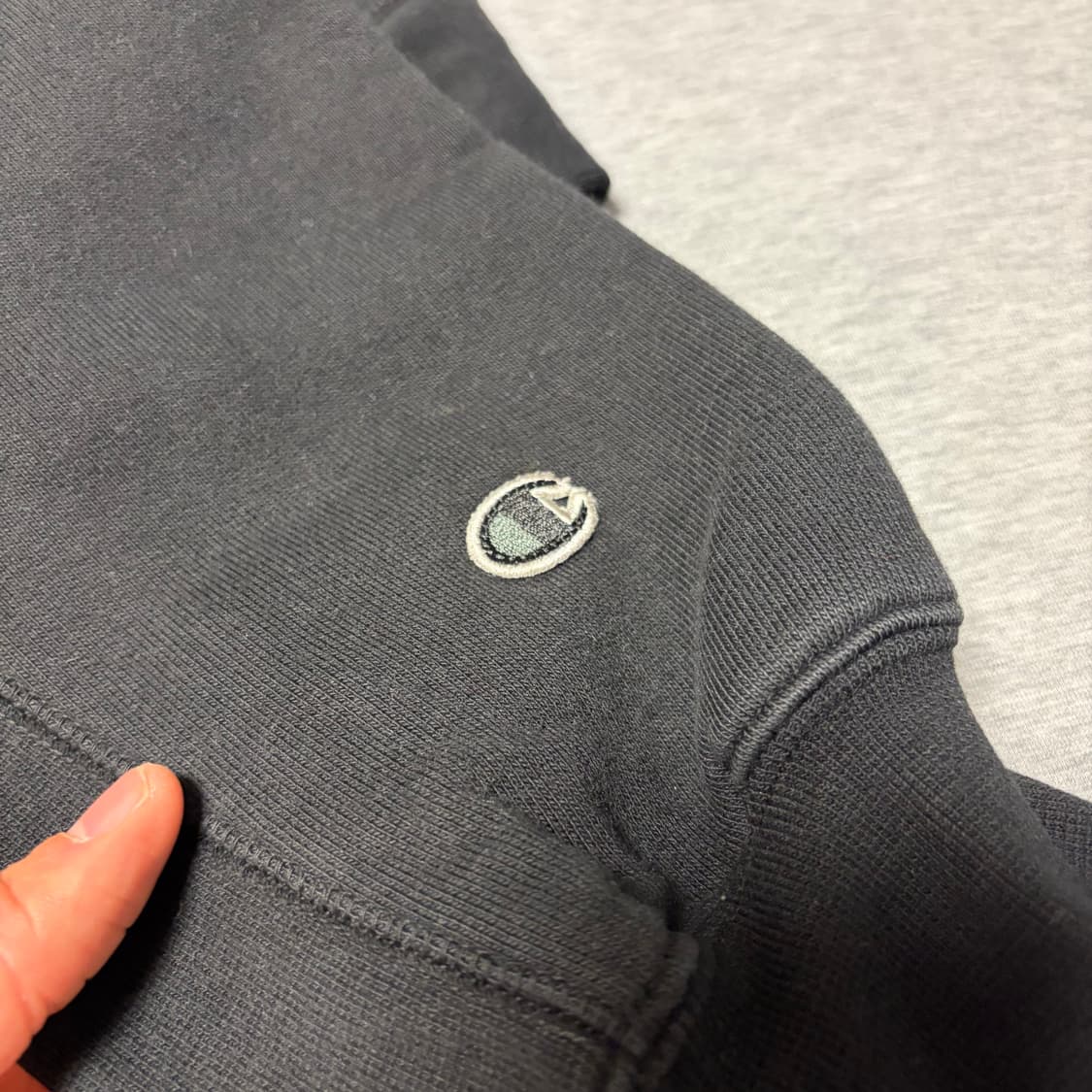 [XL] 챔피온 로고 패치 후드 상품이미지5