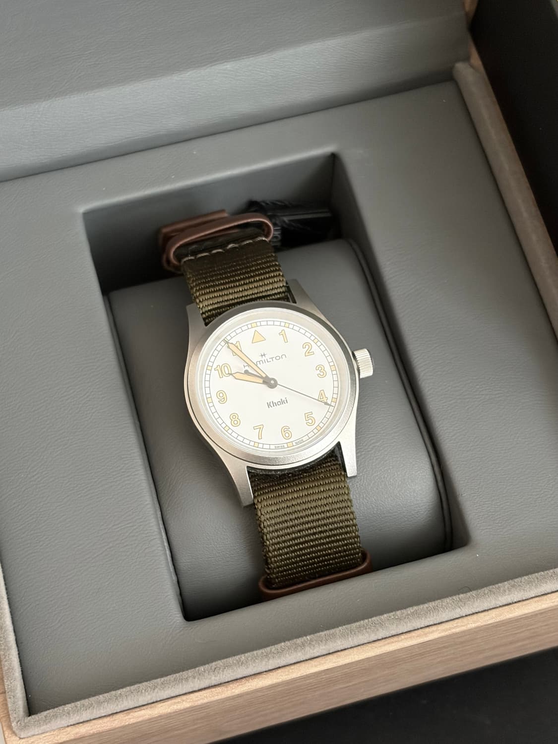 해밀턴 카키필드 쿼츠 시계 33mm 흰판 풀박스 상품이미지1