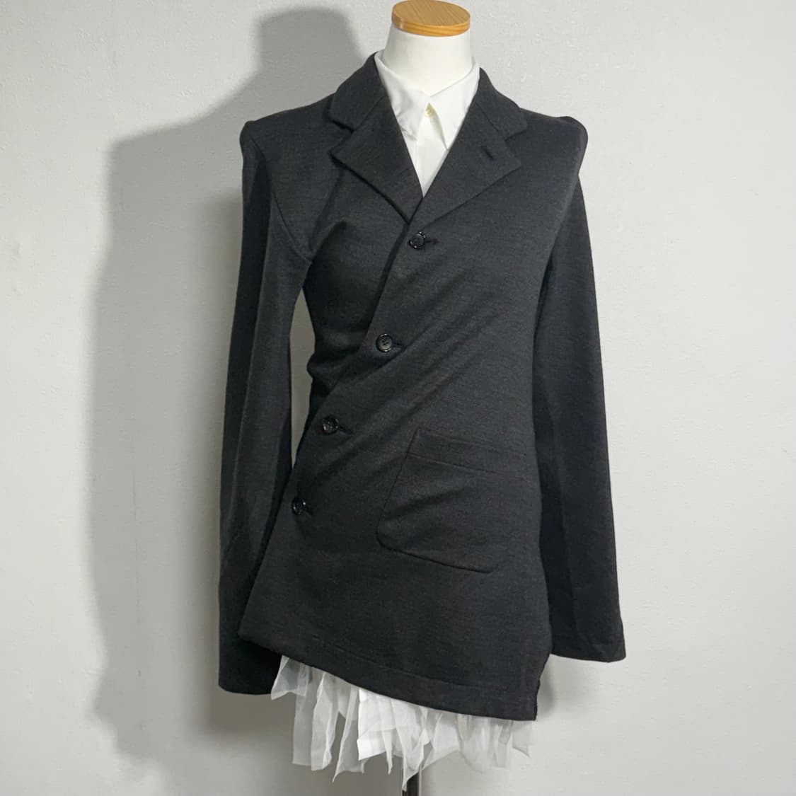 14aw 꼼데가르송 꼼데가르송 비대칭 자켓 다크그레이 m 상품이미지4