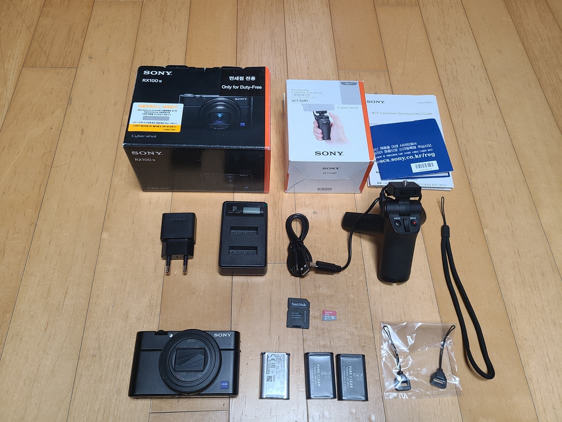 소니 RX100M6 카메라 + 소니 슈팅그립 배터리 3개, 바로 사용 상품이미지1