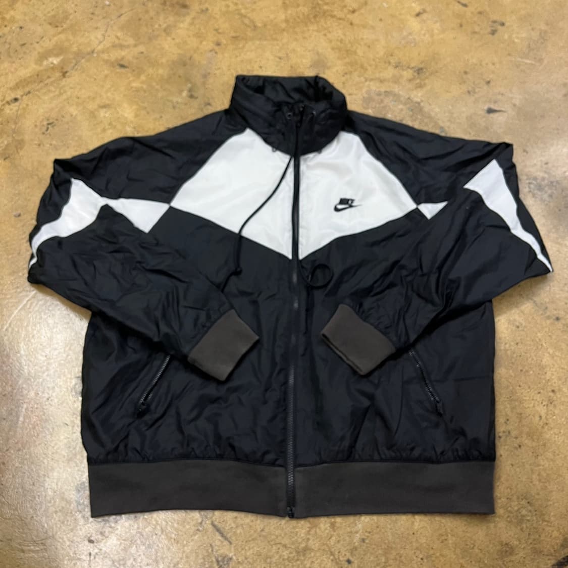 [정품/xl,105] 나이키 윈드러너 바람막이 블랙화이트 b16 상품이미지2