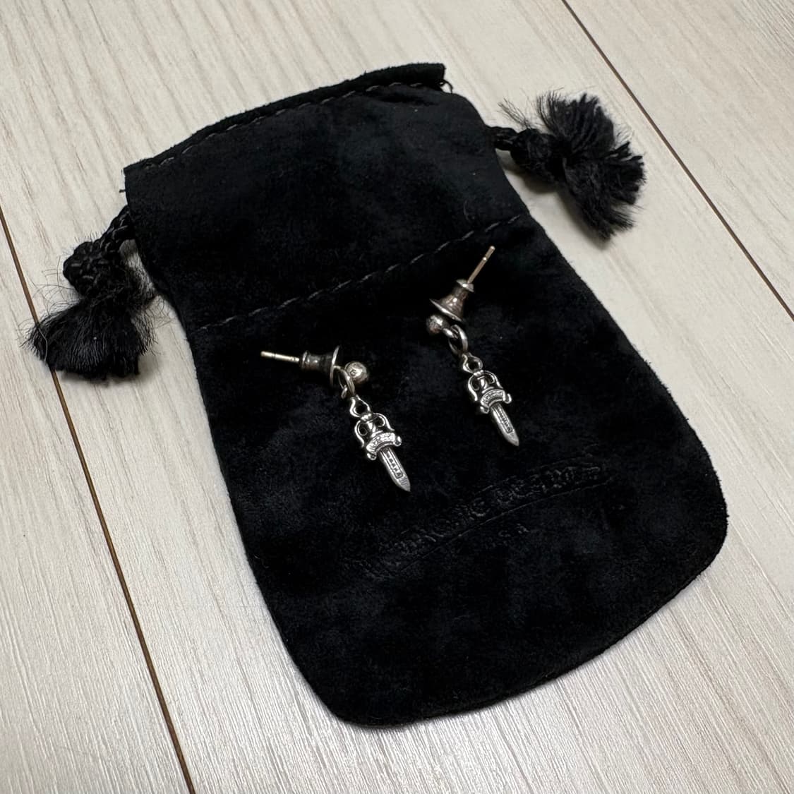 크롬하츠 대거 드롭 이어링 귀걸이 상품이미지1