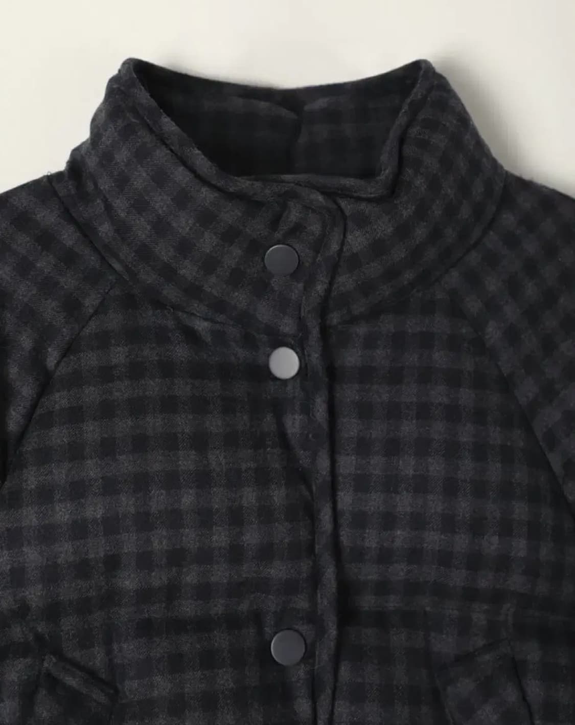 낫띵리튼 패딩 상품이미지8