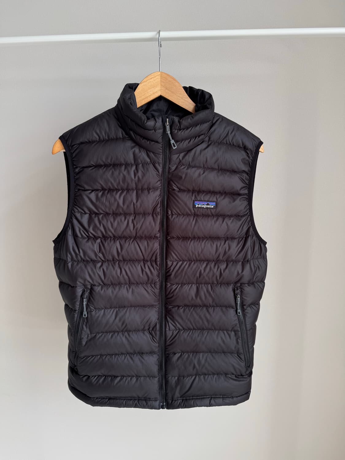 파타고니아 다운 스웨터 베스트 M 상품이미지1