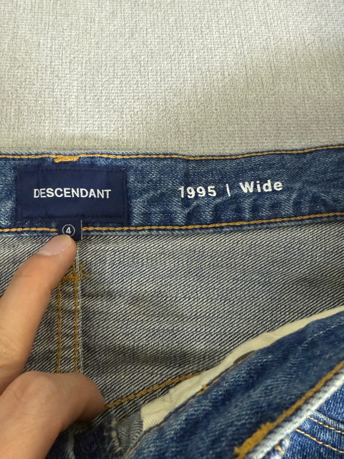 디센던트 25fw 1995 데님 팬츠 4사이즈 중청 상품이미지5