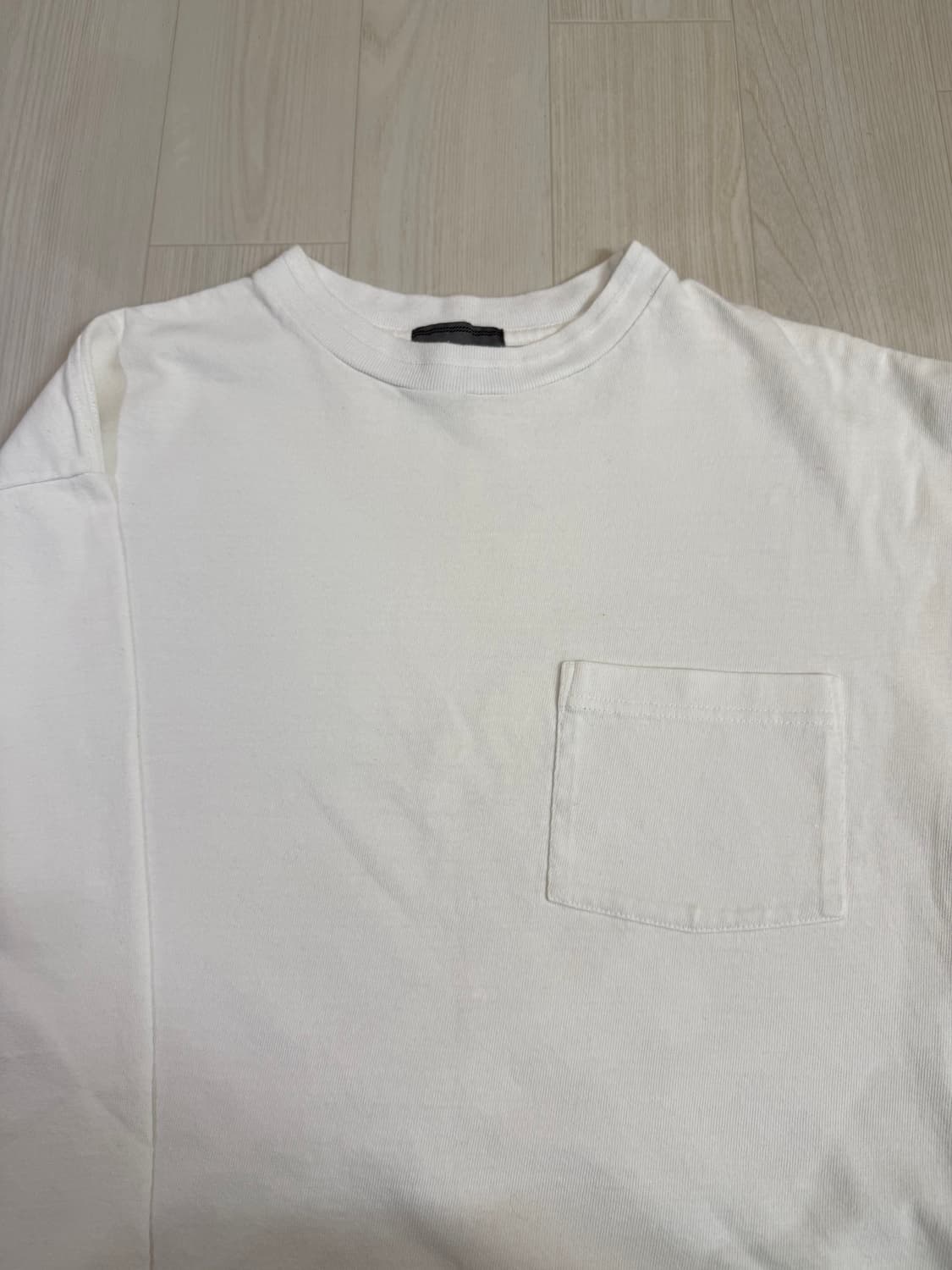 유나이티드 애로우즈 화이트 긴팔 티셔츠 S 사이즈 상품이미지2