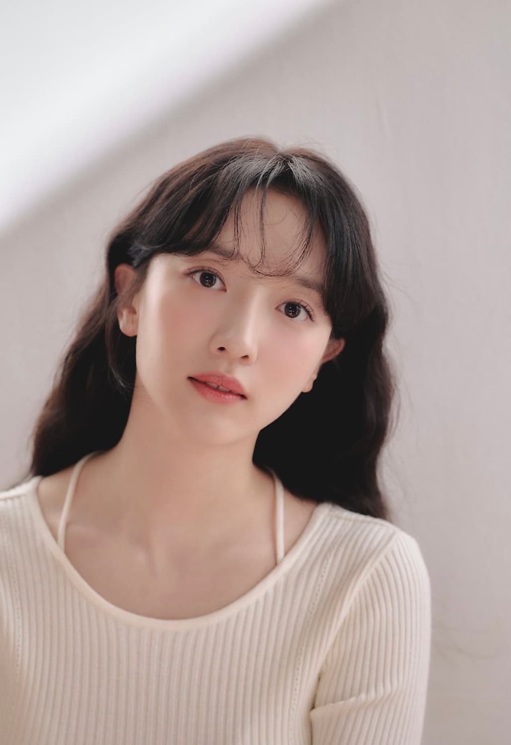 루에브르 크로스 스트랩 니트 아이보리 상품이미지2