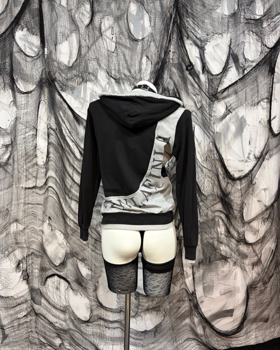 Y2K lettering cubic bear hoodie zip up 상품이미지3