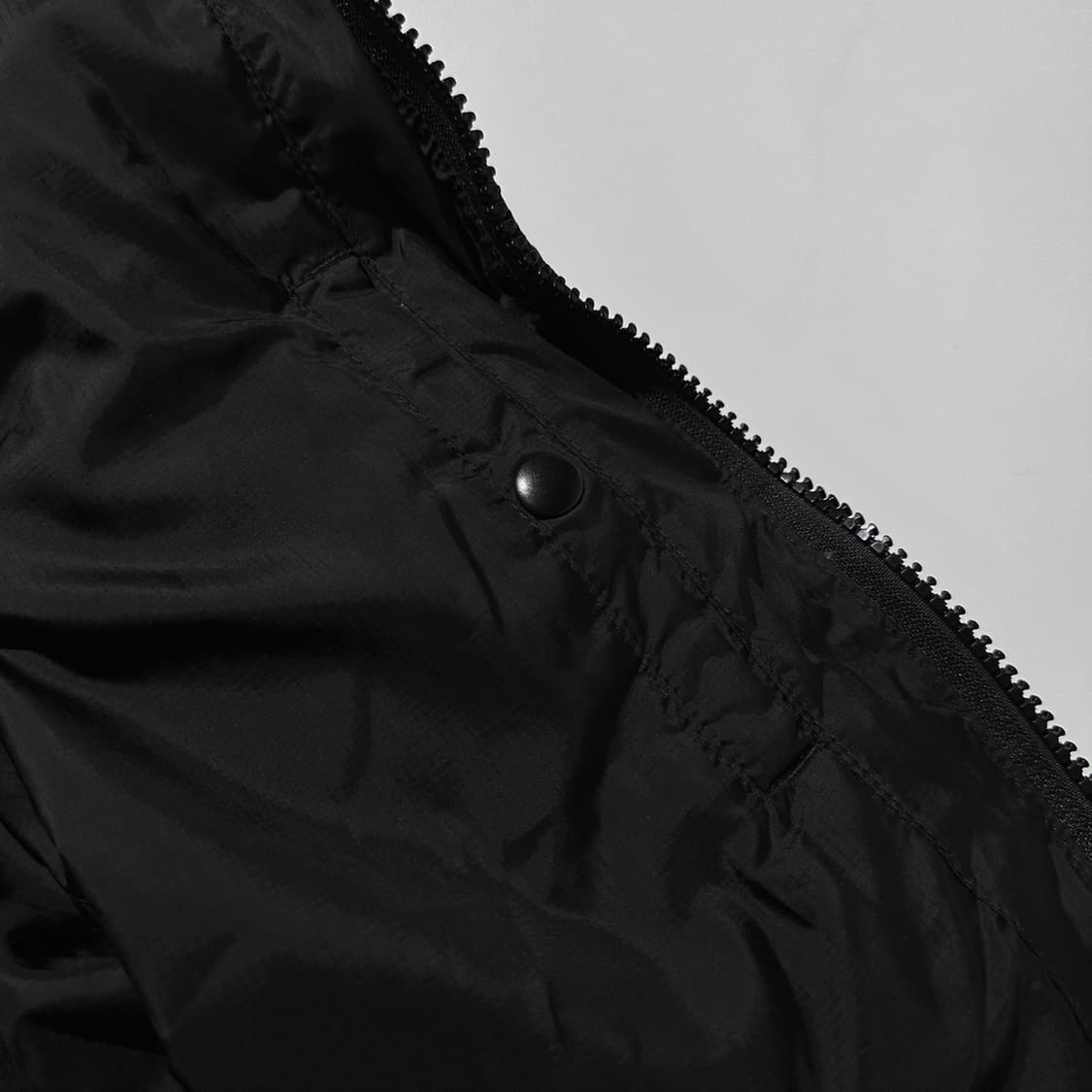 폴로 랄프로렌 다운 푸퍼 패딩 블랙 상품이미지8