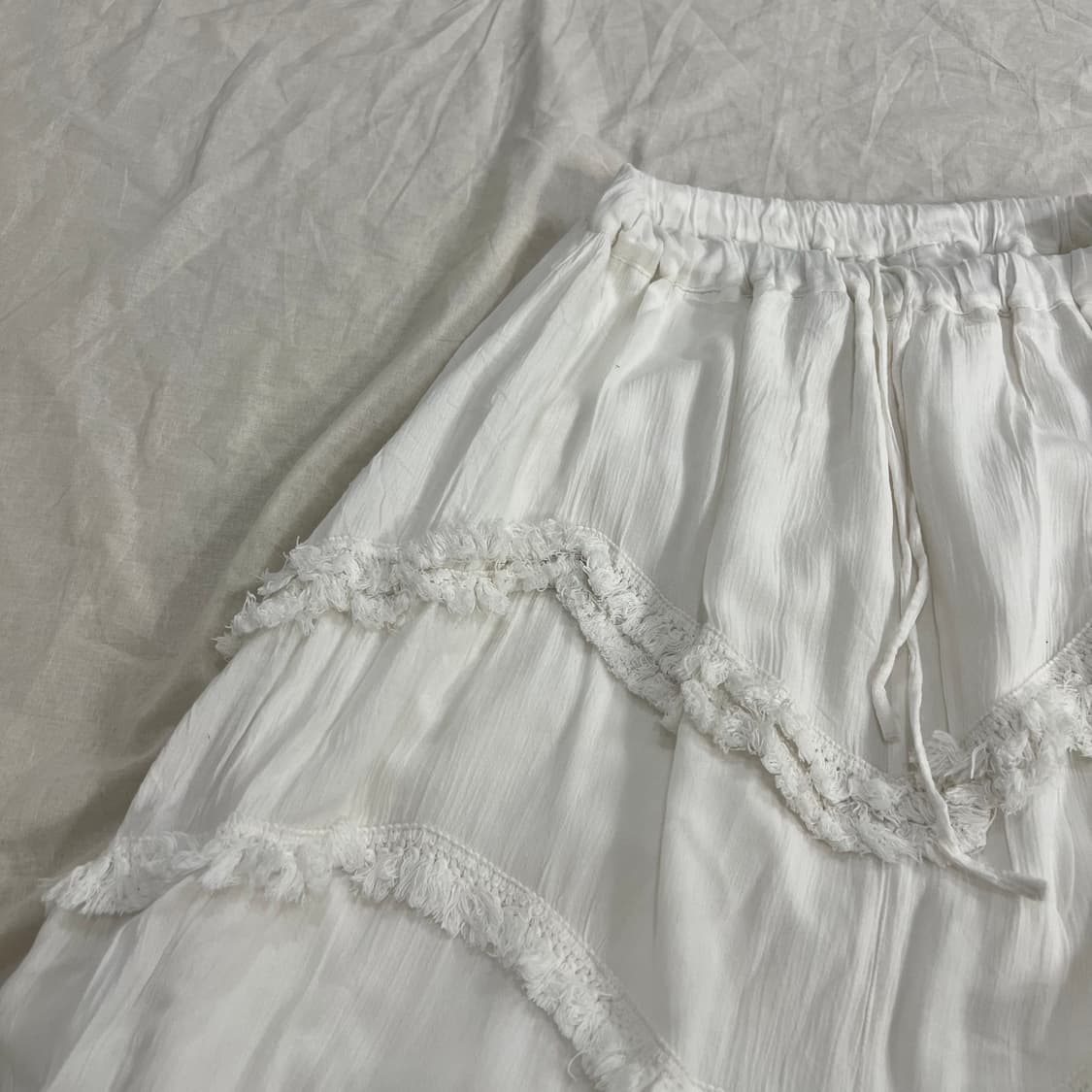 모리걸 하구미 화이트 그런지 프릴 캉캉 레이어드 롱스커트 상품이미지2