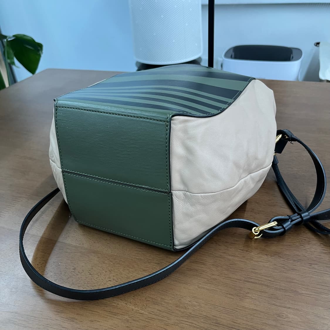 마르니 거싯 버킷백 상품이미지5