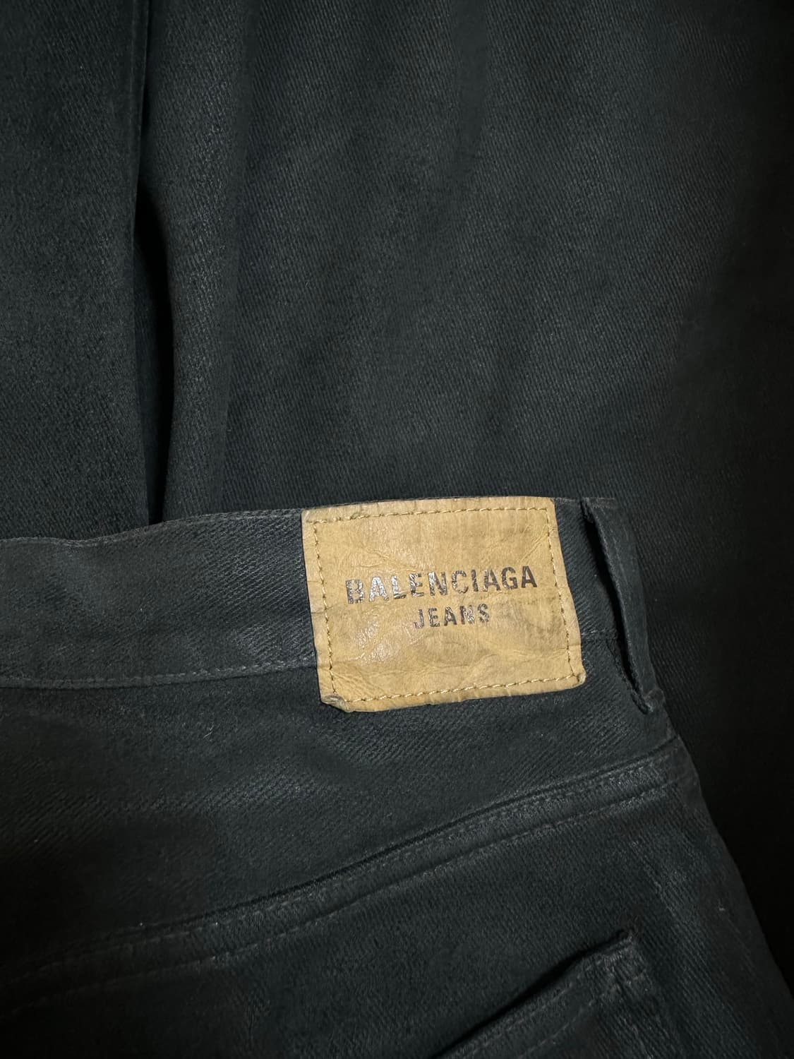 발렌시아가 코티드 라지 배기 블랙 상품이미지3