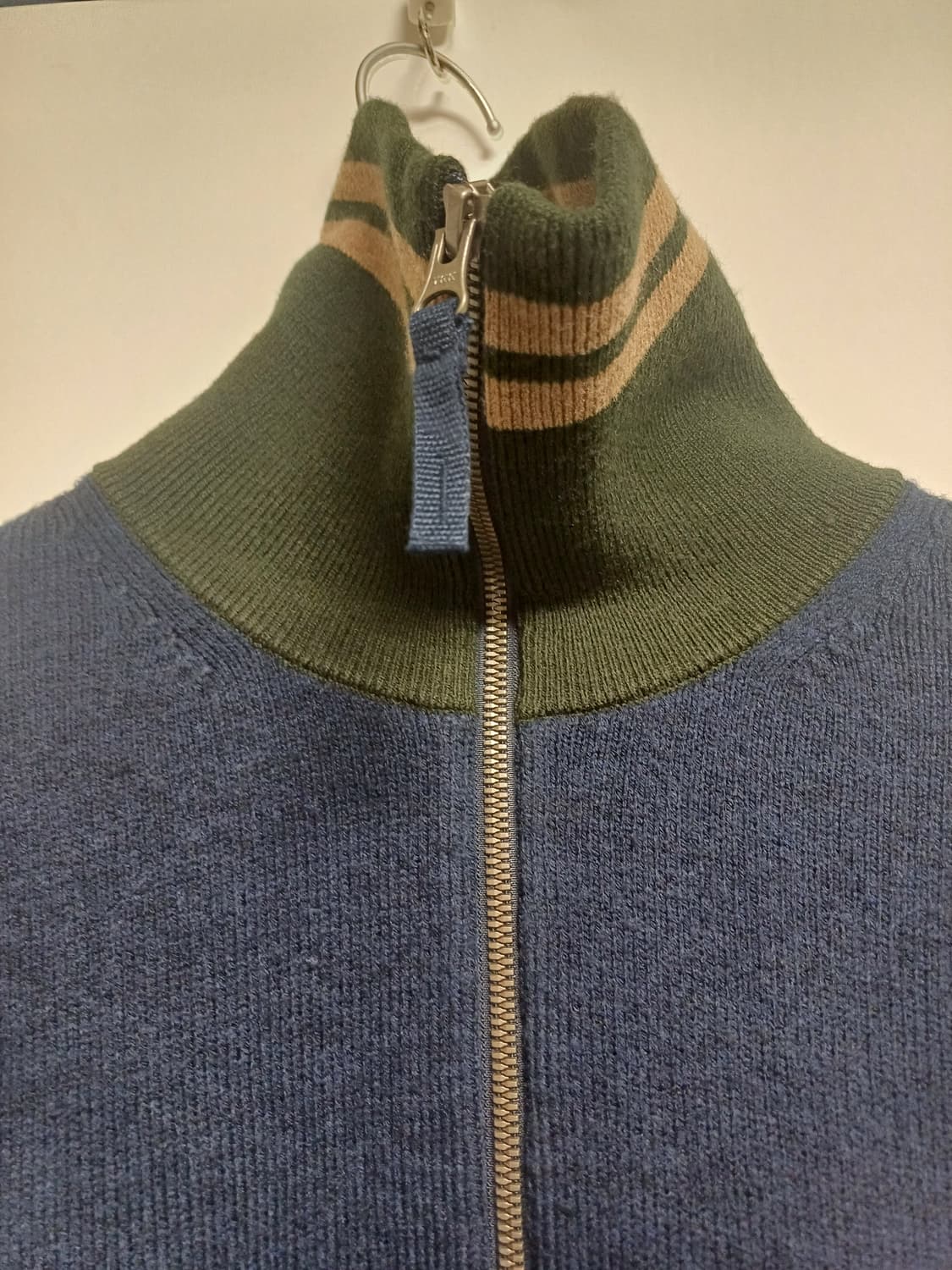 Uniqlo x JW Anderson 수플레안 하프집업 상품이미지4