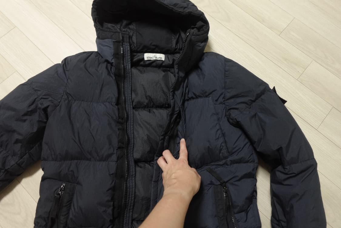 스톤아일랜드 크링클랩스 패딩 네이비 S 상품이미지2