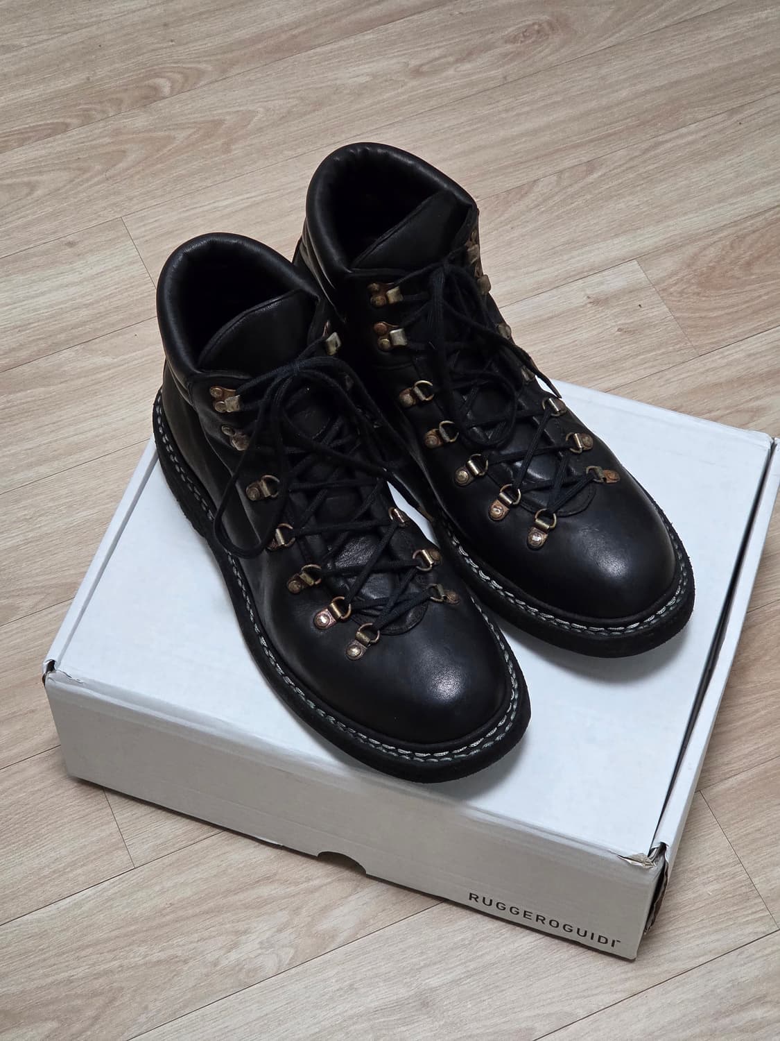 44) 구이디 트래킹부츠 새상품 상품이미지1