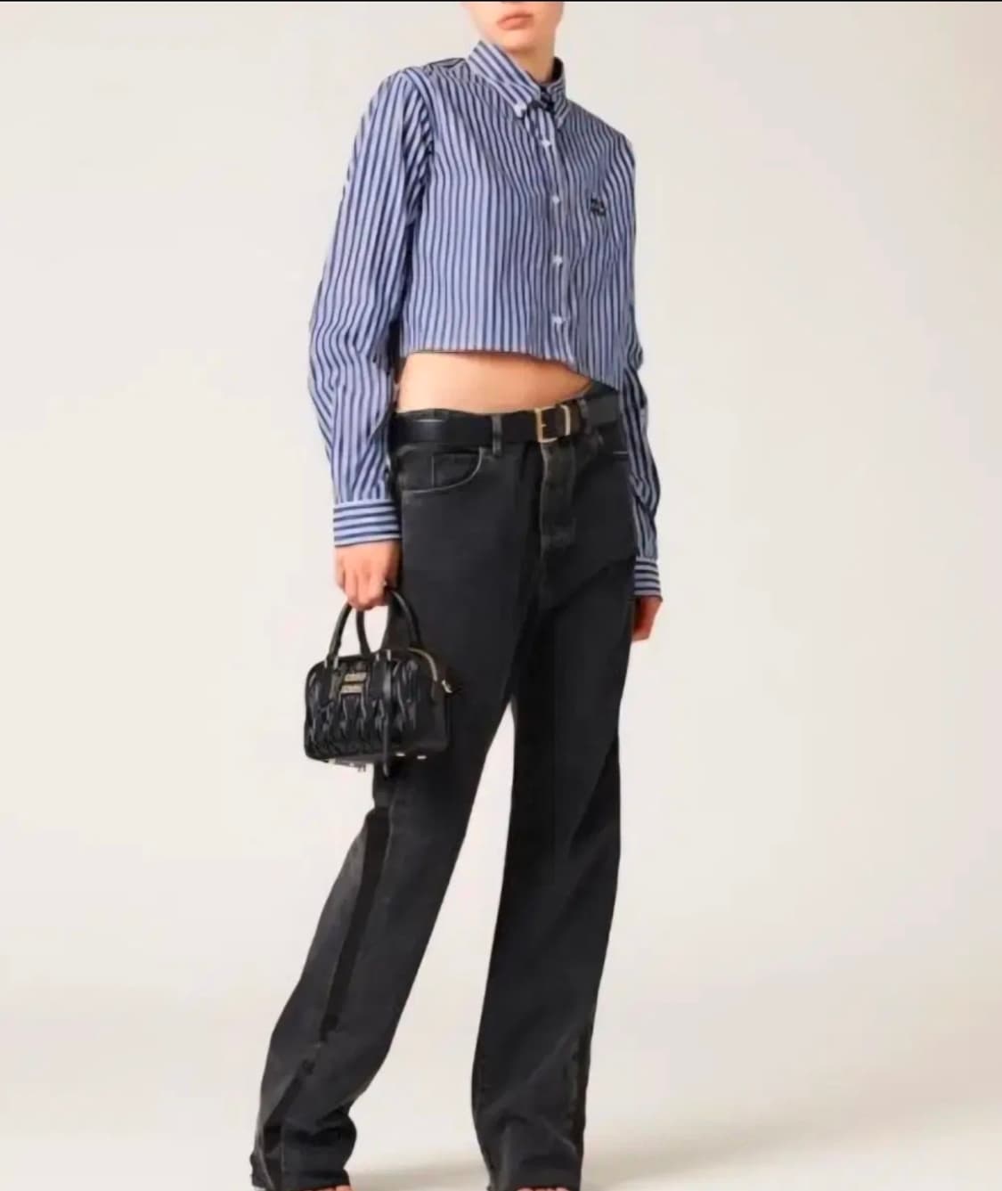 미우미우 스트라이프 크롭 셔츠 상품이미지2