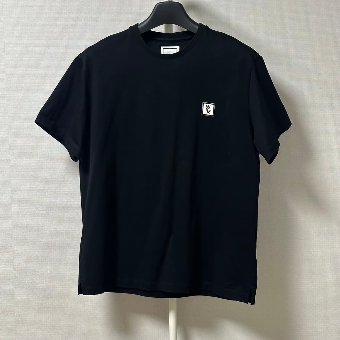 [46] 우영미 백로고 반팔 티셔츠 블랙 상품이미지2