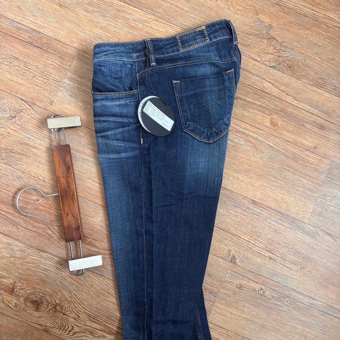 SIWY 씨위 슬림 26 스판 데님 청바지 실루엣 부츠컷 샬럿 상품이미지5