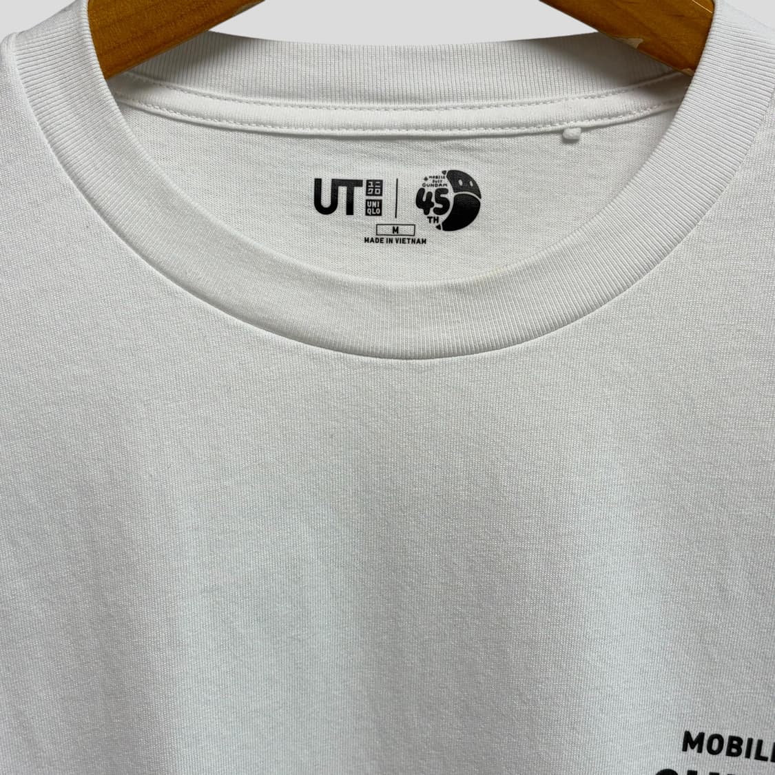 (M)유니클로 UT 건담 45주년 반팔티셔츠 상품이미지3