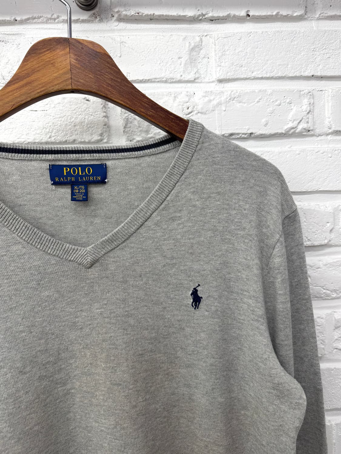 폴로 그레이 브이넥 니트 상품이미지4
