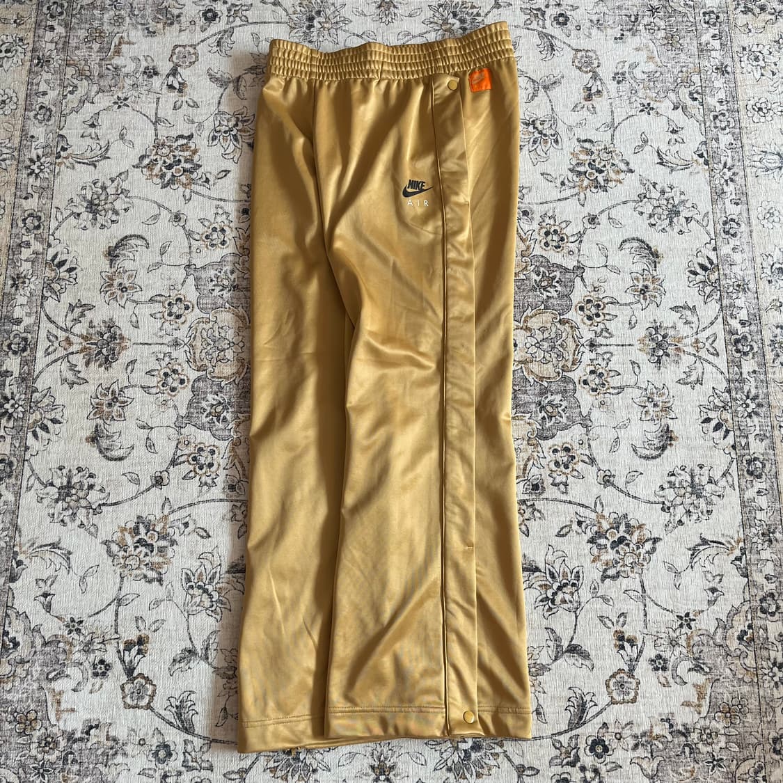 나이키 에어 사이드버튼 트랙팬츠 상품이미지3