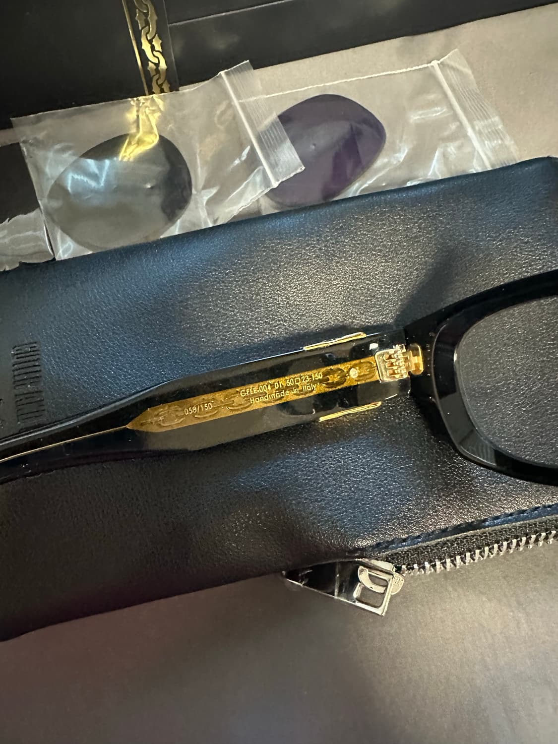 커틀러앤그로스 더그레이트프로그 선글라스 지드래곤 착용 상품이미지5