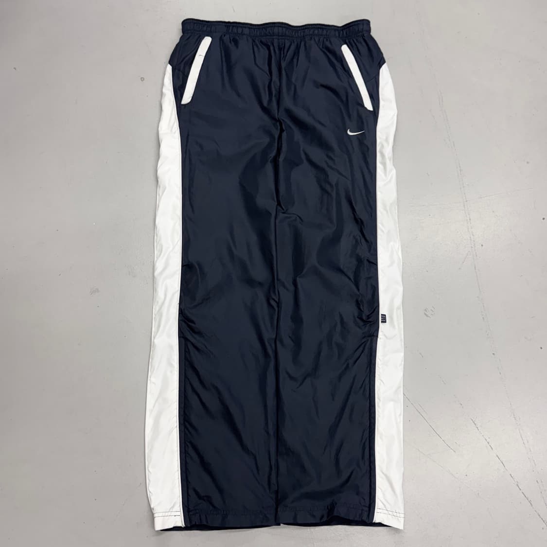 나이키 00s 스우시 올드스쿨 바람막이 트랙팬츠 상품이미지2