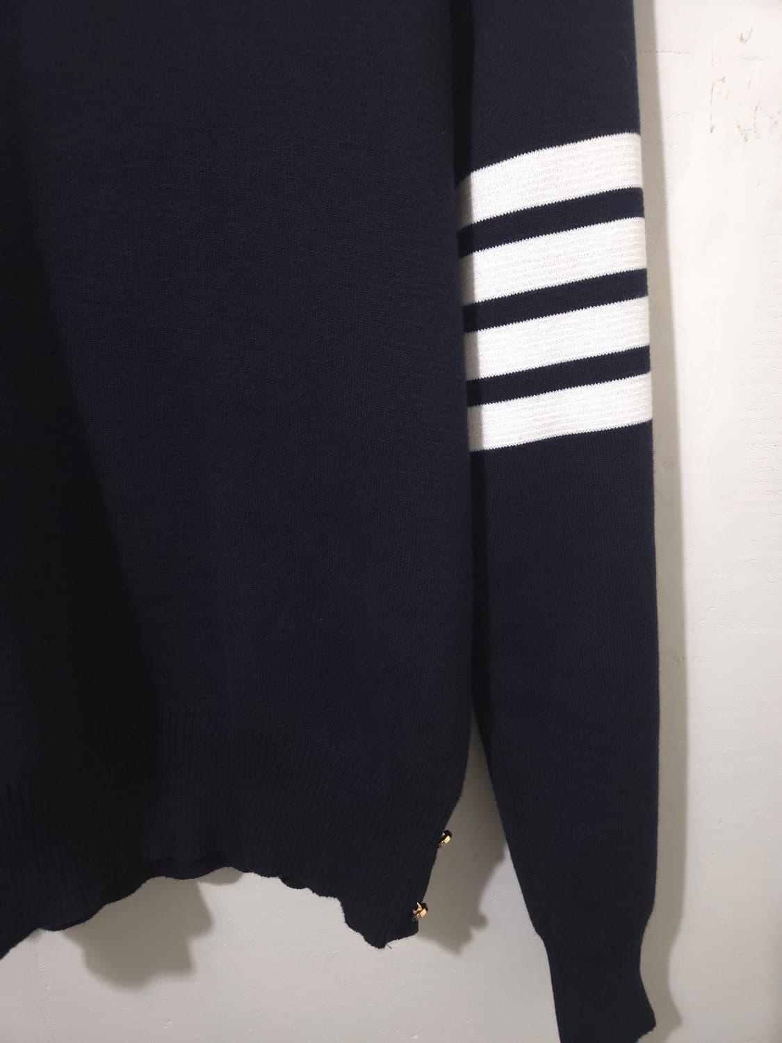 [새상품급] 톰브라운 밀라노스티치 금장 니트 4 Size 상품이미지6