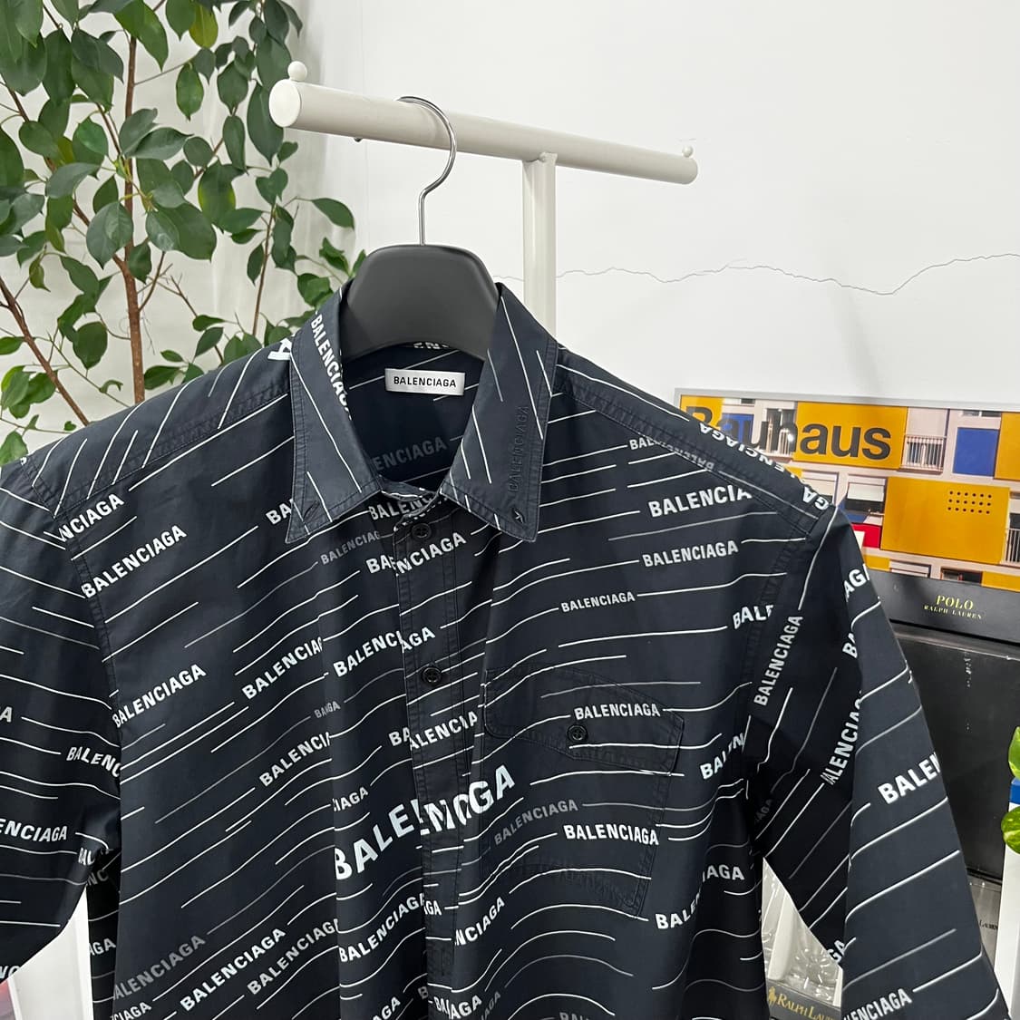 발렌시아가 멀티로고 반팔 셔츠 36 상품이미지2