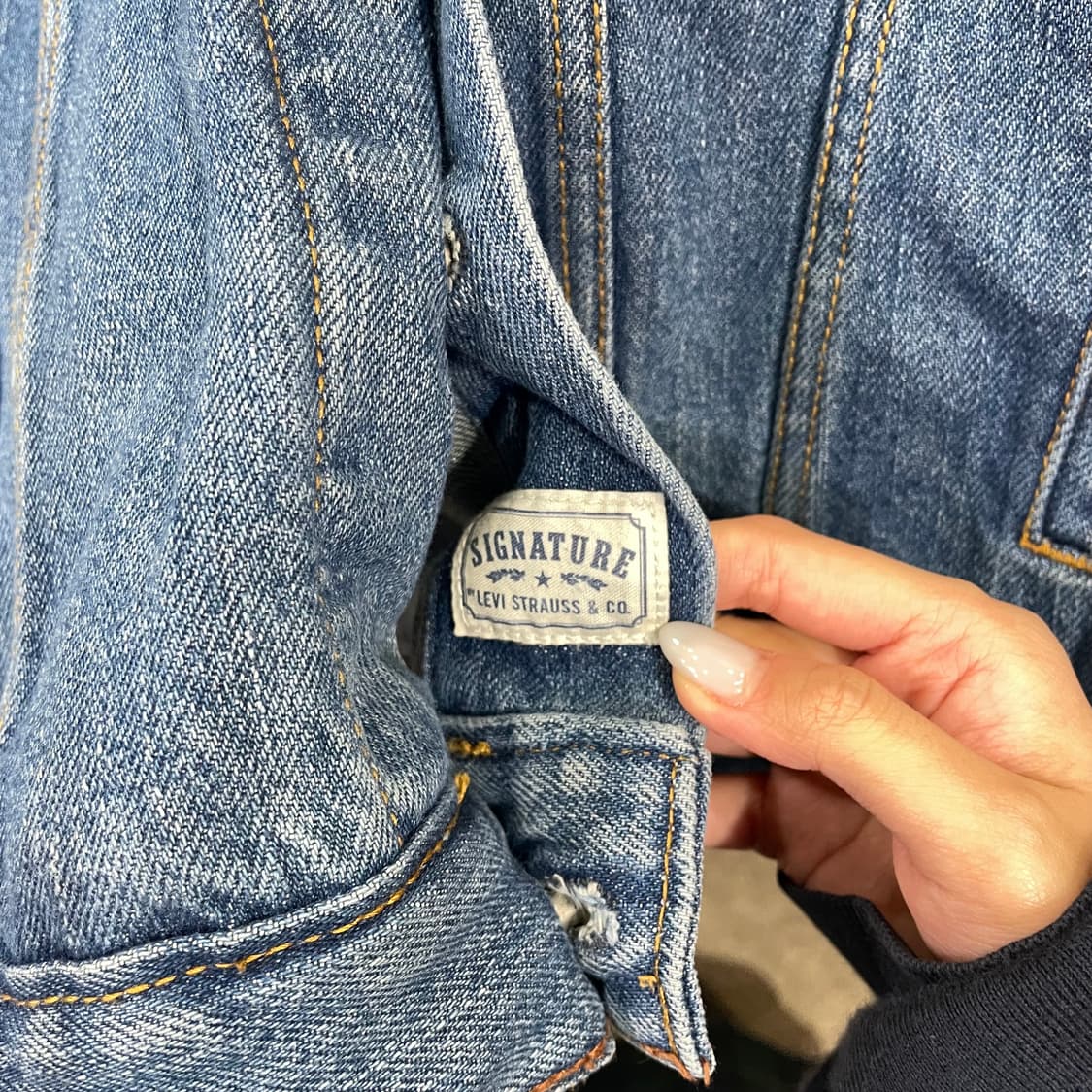 Levi's 리바이스 시그니처 트러커 데님 자켓  상품이미지10