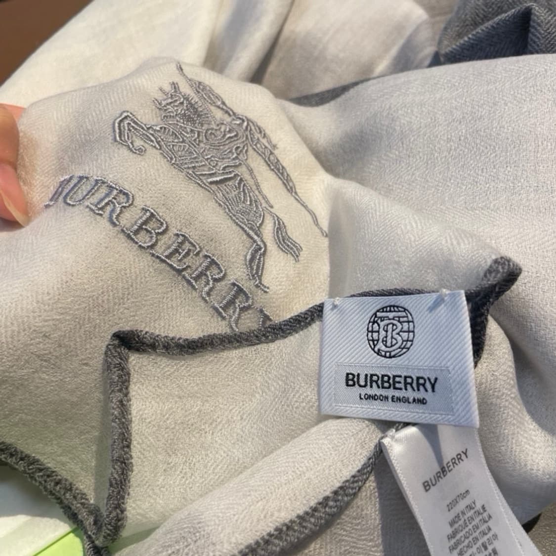 버버리숙녀 리버서블 스카프100% 램스울 상품이미지5