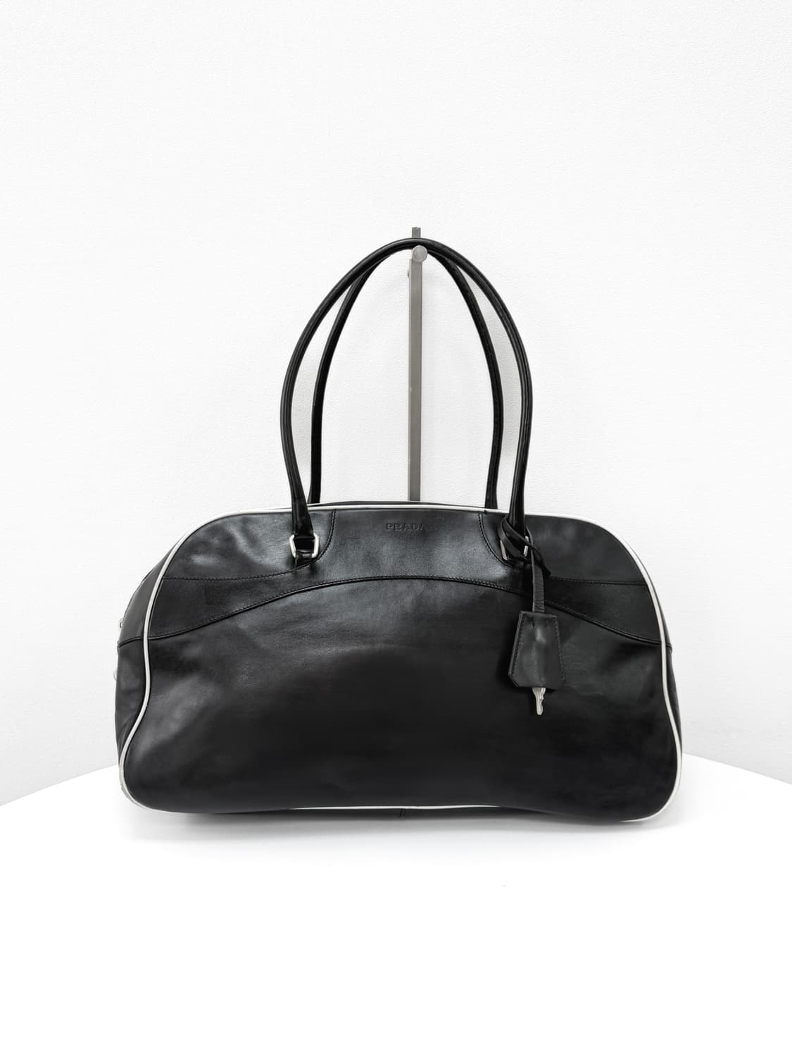 00's 프라다 레더 볼링백 상품이미지1