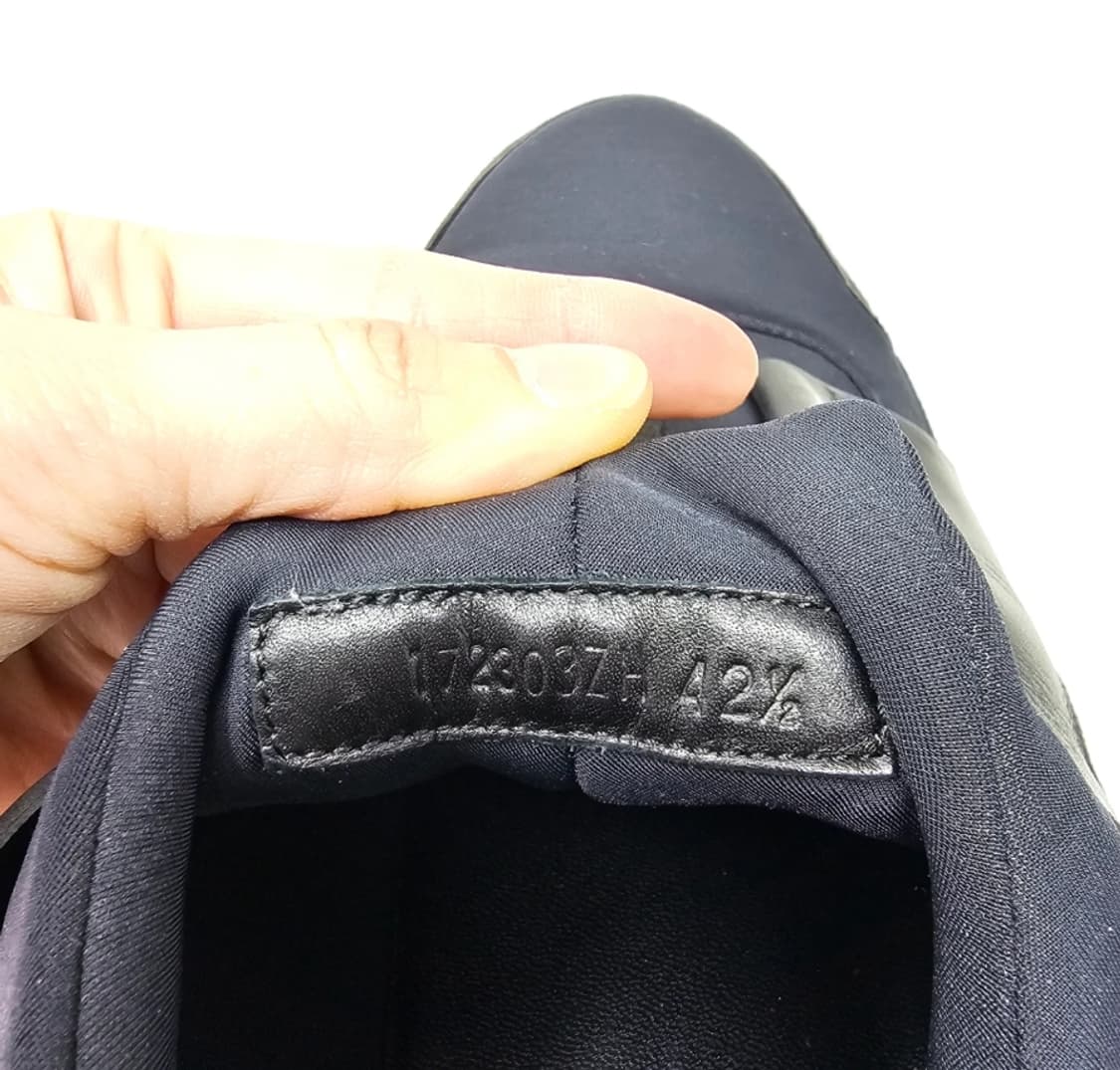 정품 에르메스 남성 스니커즈 블랙 42.5 (275) 상품이미지9