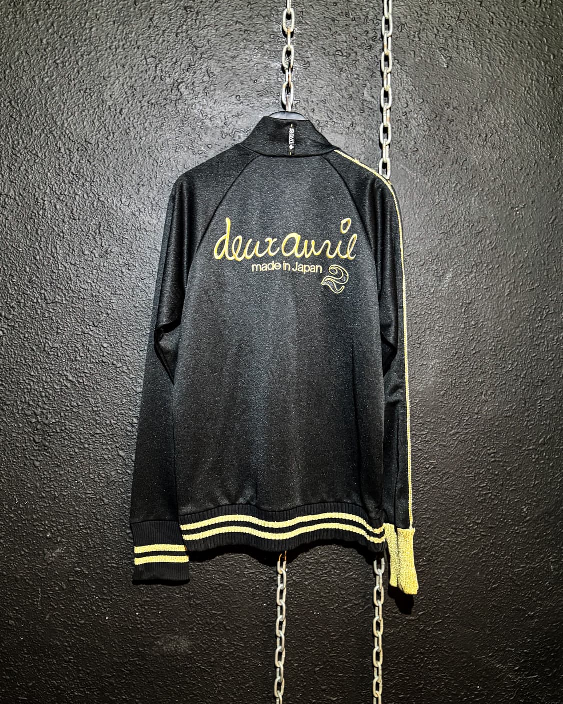 Deux Avril – Black × Gold Track Jersey 상품이미지6