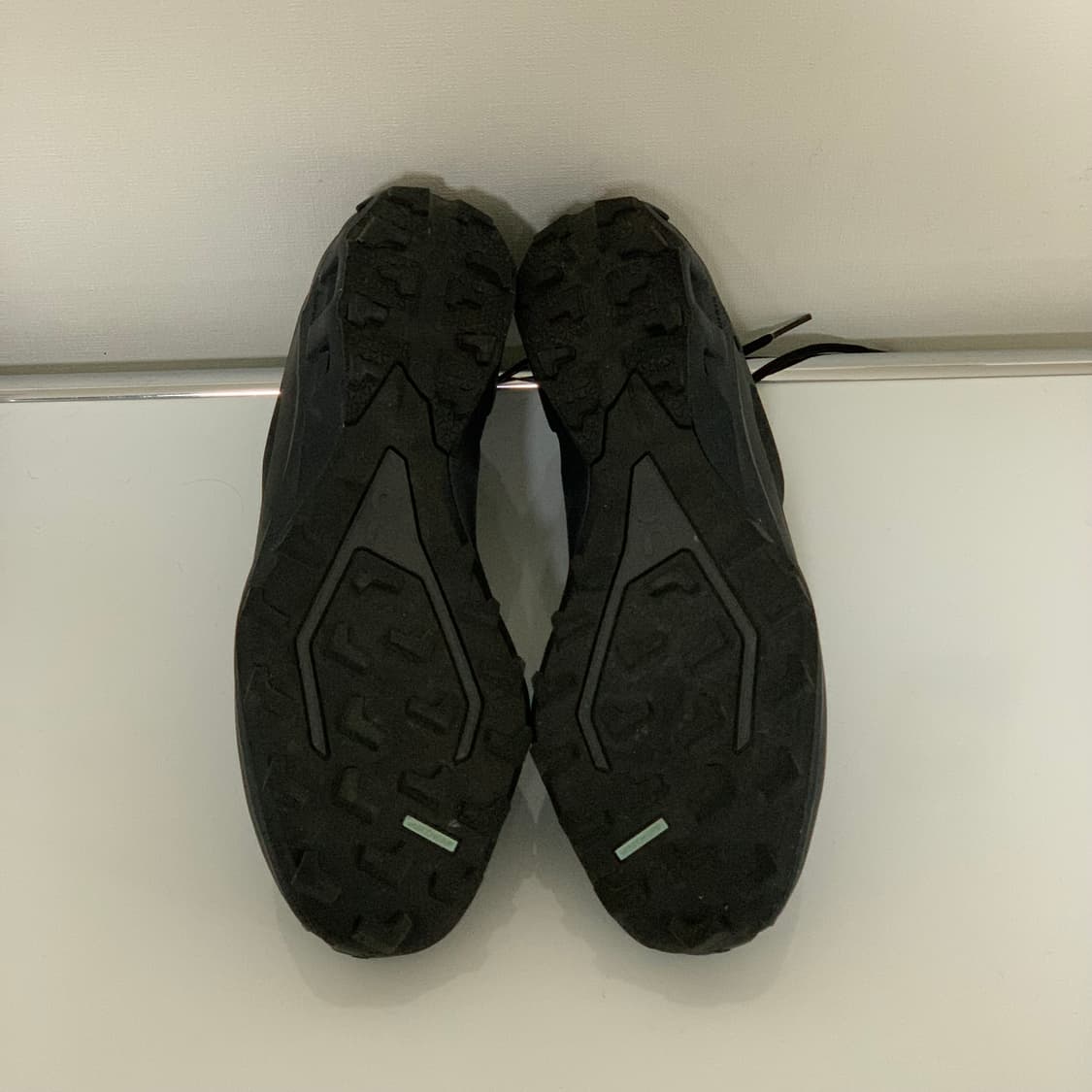 [280] 온러닝 파프 클라우드 벤처 블랙 상품이미지3