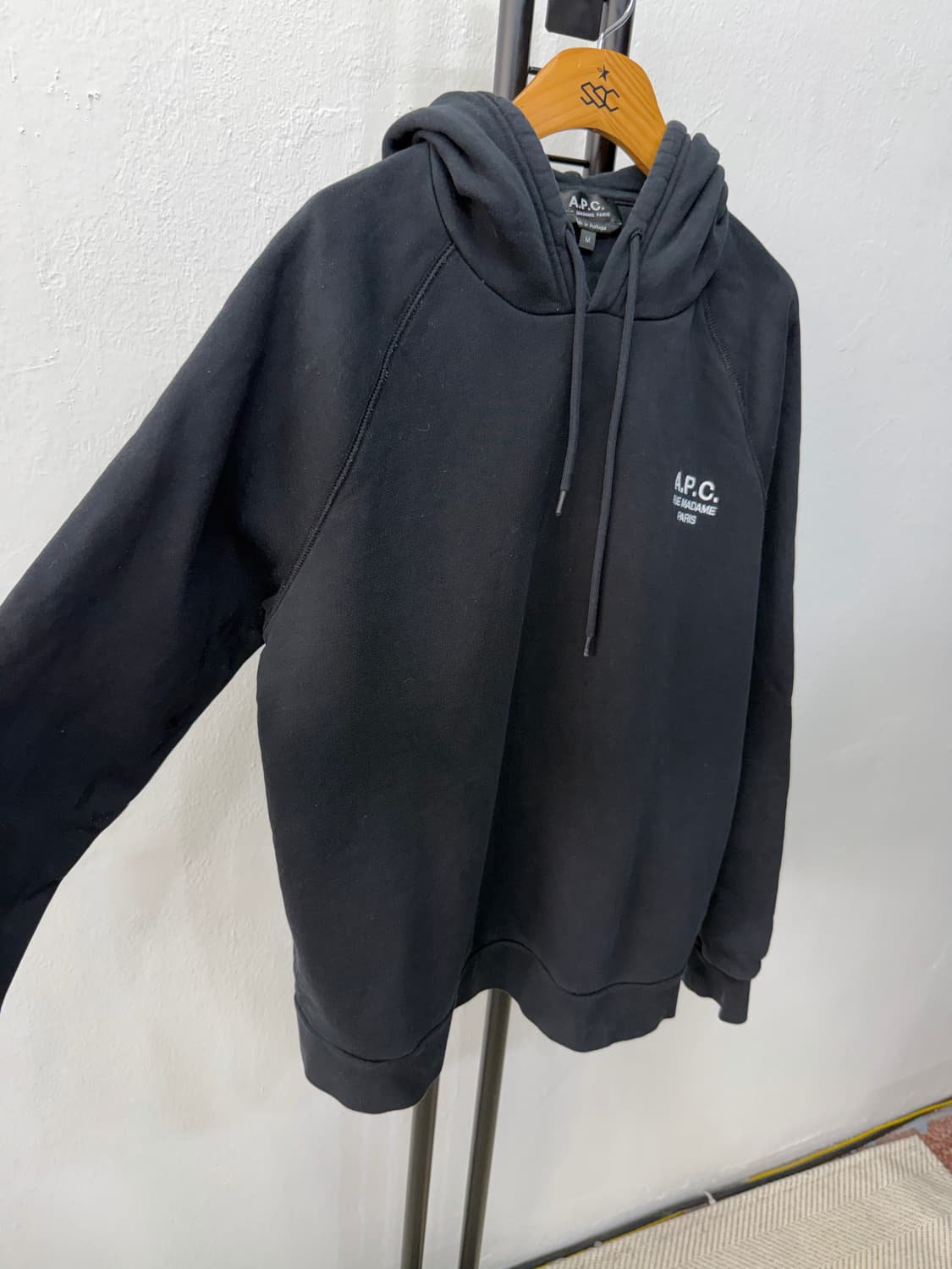 매장판정품) APC 아페쎄 23ss 여성 오버핏 후드티 M  상품이미지2