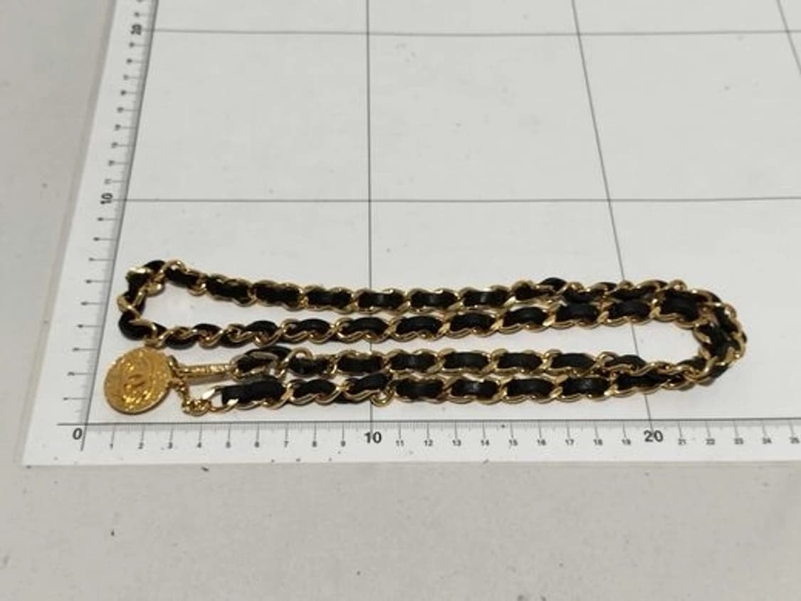 초희귀 아카이브] 샤넬(CHANEL) 1982 코코 메달 골드 체인 벨트 상품이미지2