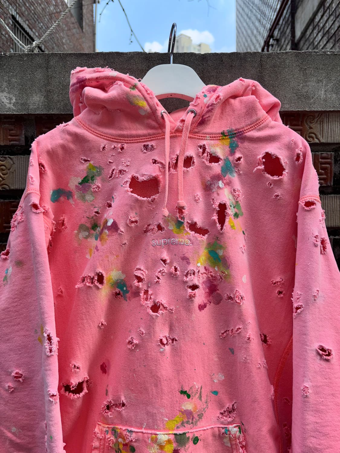 18ss 슈프림 디스트레스드 페인팅 트레쉬 후드 상품이미지1